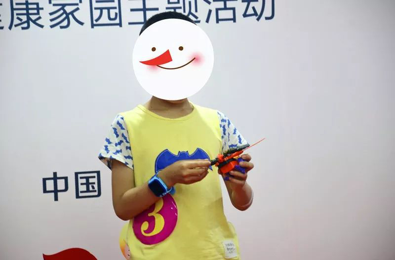 聚焦“脑病患儿”▏他用智慧和毅力编制着自己的健康梦