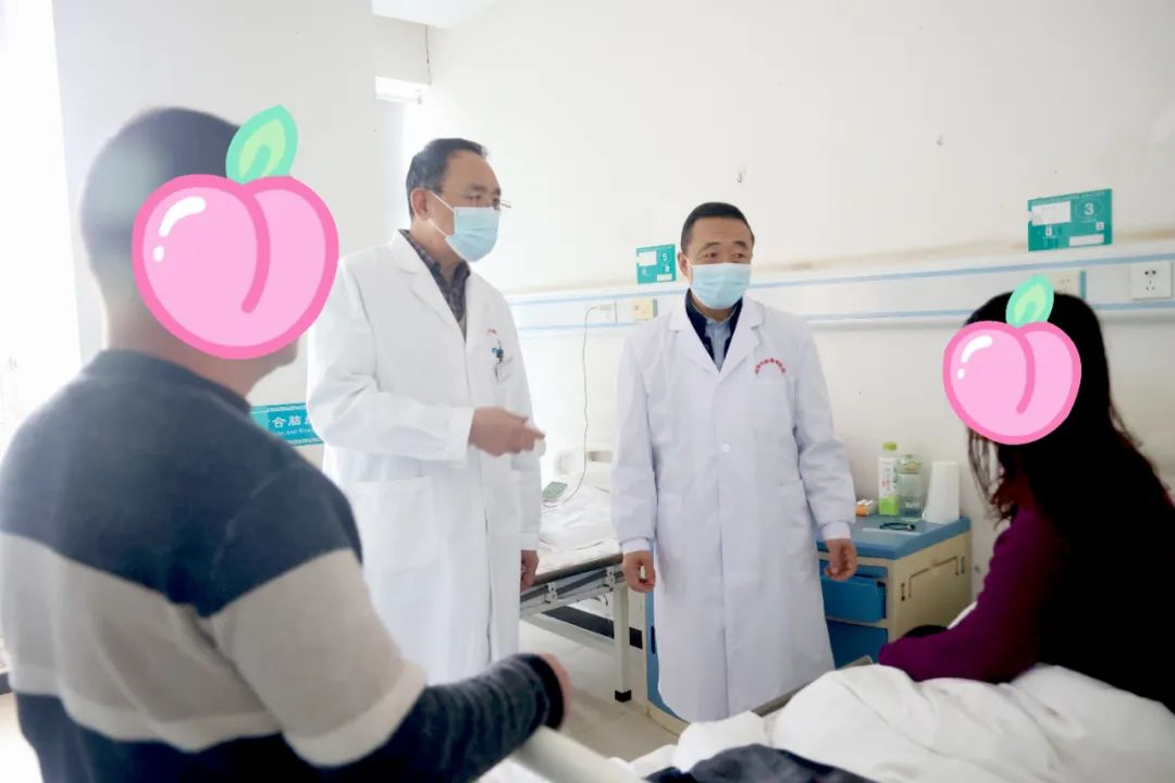 【名医聚力，破解疑难】西北大学第一附属医院李华教授亲临我院开展联合会诊，“家门口”看名医更方便!