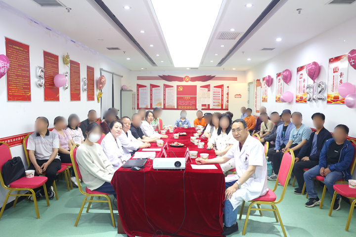 【情暖五月天·爱在母亲节】西安中际脑病医院开展“关注脑健康，感恩母亲节”脑健康家园主题活动