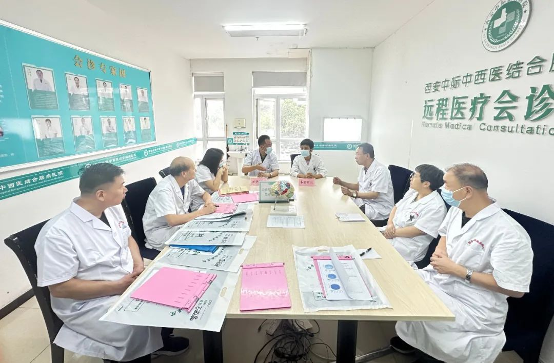 【京陕名医引领，共解诊疗疑难】我院特邀西安市人民医院韦君丽教授携手北京专家万学副开展联合会诊
